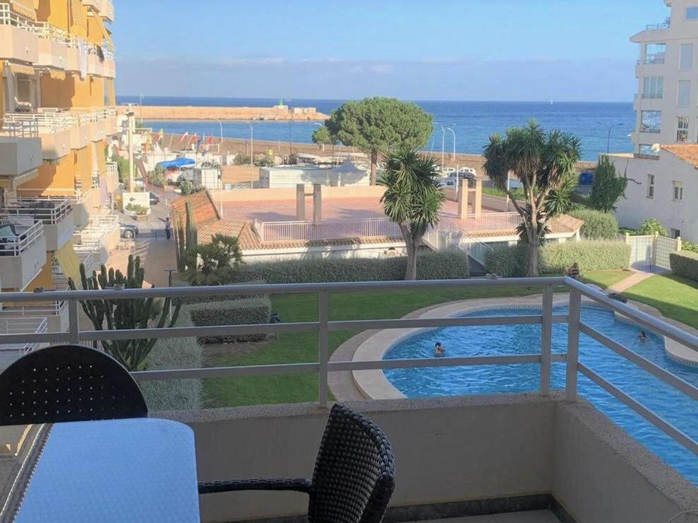 Acogedor Apartamento Frente Al Mar Con Piscina Altea Exterior photo